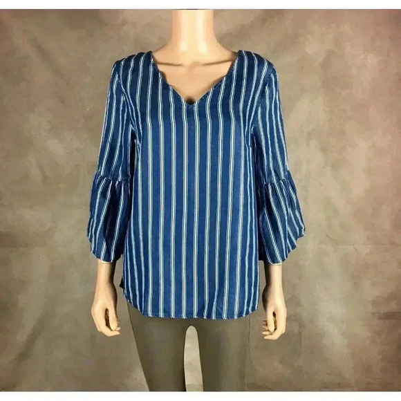 APPRAISAL Bell Sleeve Striped Blue Chambray Top NWT SMALL - Picture 1 of 12